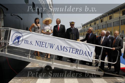 Venetie 4 juli 2010
Prinses Maxima doopt de nieuwe Amsterdam cruiseschip van de Holland America Line in Venetie.
Peter Smulders bv