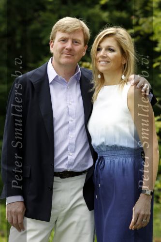 Wassernaar 5 juni 2010
Fotouurtje met Prinses Maxima Amalia Alexia Ariane en Prins Willem Alexander in de tuin van hun huis op de Horsten.
Peter Smulders bv