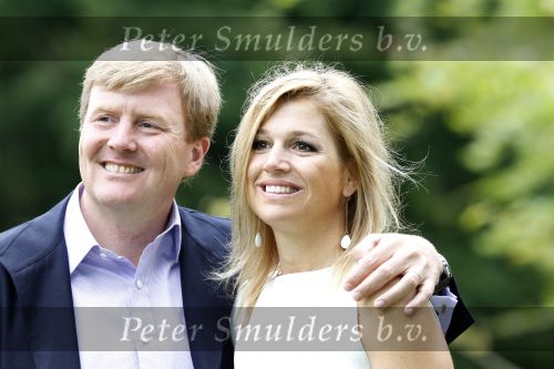 Wassernaar 5 juni 2010
Fotouurtje met Prinses Maxima Amalia Alexia Ariane en Prins Willem Alexander in de tuin van hun huis op de Horsten.
Peter Smulders bv