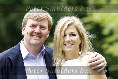 Wassernaar 5 juni 2010
Fotouurtje met Prinses Maxima Amalia Alexia Ariane en Prins Willem Alexander in de tuin van hun huis op de Horsten.
Peter Smulders bv