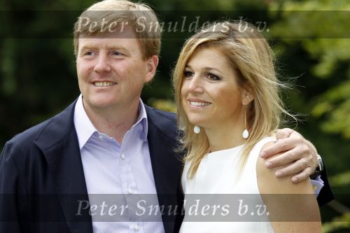 Wassernaar 5 juni 2010
Fotouurtje met Prinses Maxima Amalia Alexia Ariane en Prins Willem Alexander in de tuin van hun huis op de Horsten.
Peter Smulders bv