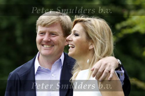 Wassernaar 5 juni 2010
Fotouurtje met Prinses Maxima Amalia Alexia Ariane en Prins Willem Alexander in de tuin van hun huis op de Horsten.
Peter Smulders bv