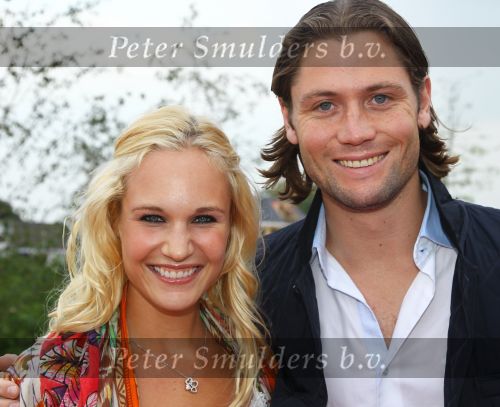 Aalsmeer, 16 Augustus 2010
Single & Fabulous Awards 2010
Melody Klaver met partner
Foto Peter Smulders BV