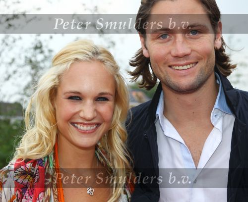 Aalsmeer, 16 Augustus 2010
Single & Fabulous Awards 2010
Melody Klaver met partner
Foto Peter Smulders BV