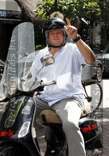 Amsterdam 25 augustus 2010
Menno Kohler op zijn vespa scooter
Peter Smulders bv