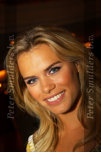 Hilversum, 18 Augustus
Studio 21
Nicolette v Dam
RTL Perspresentatie 2010

Foto Peter Smulders BV