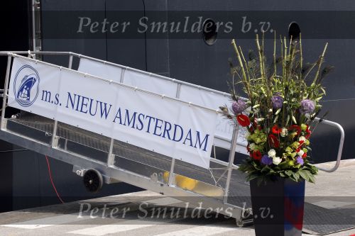 Venetie 4 juli 2010
Prinses Maxima doopt de nieuwe Amsterdam cruiseschip van de Holland America Line in Venetie.
Peter Smulders bv