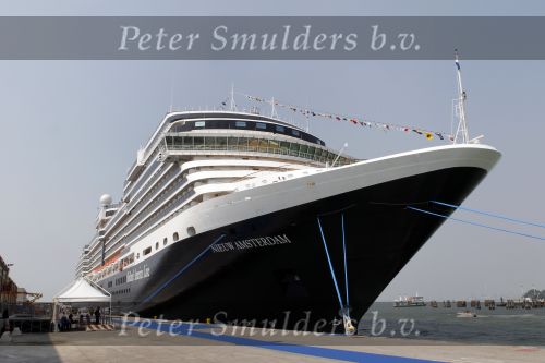 Venetie 4 juli 2010
Prinses Maxima doopt de nieuwe Amsterdam cruiseschip van de Holland America Line in Venetie.
Peter Smulders bv