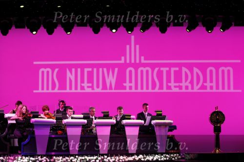 Venetie 4 juli 2010
Prinses Maxima doopt de nieuwe Amsterdam cruiseschip van de Holland America Line in Venetie.
Peter Smulders bv