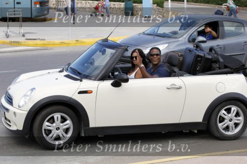 Ibiza 30 juli 2010
Patrick Kluivert zen zijn vrouw Rosanna Kluivert Lima komen aan op het vliegveld van ibiza en rijden daar in een mini cooper cabrio.
Peter Smulders bv