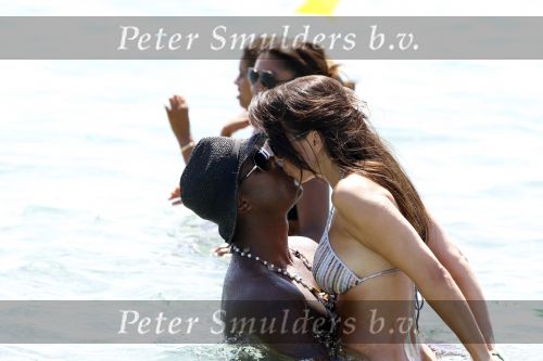 Ibiza 31 juli 2010
Patrick Kluivert en zijn vrouw Rosanna Kluivert Lima bij Blue Marlin.
Peter Smulders bv