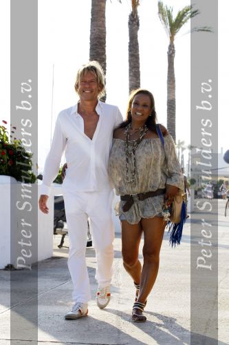 Ibiza 14 juli 2010
Patty Brard met vriend Antoine op ibiza.
Peter Smulders bv