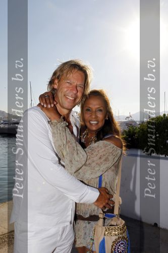 Ibiza 14 juli 2010
Patty Brard met vriend Antoine op ibiza.
Peter Smulders bv