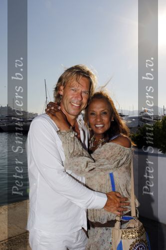 Ibiza 14 juli 2010
Patty Brard met vriend Antoine op ibiza.
Peter Smulders bv