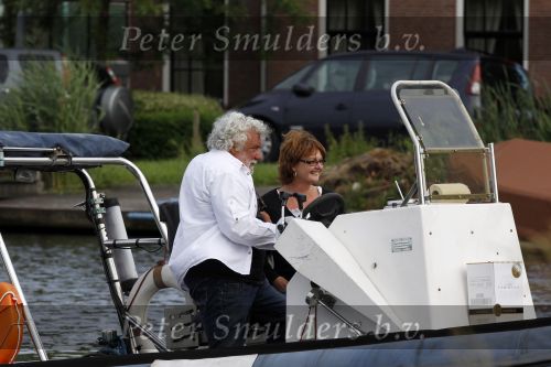 Ouderkerk aan de Amstel 3 augustus 2010
Patty Harpenau met vriend op de boot op de amstel.
Peter Smulders bv