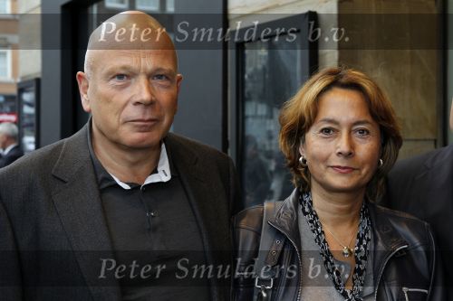 Amsterdam 1 september 2010
Opening Louis Vuitton winkel in de bijenkorf. Peter Plasman met vrouw
Peter Smulders bv