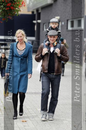 Amsterdam 19 september 2010
Premiere Sesamstraat in de meervaart. Plien v Bennekom met man en zoon
Peter Smulders bv