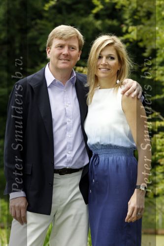 Wassernaar 5 juni 2010
Fotouurtje met Prinses Maxima Amalia Alexia Ariane en Prins Willem Alexander in de tuin van hun huis op de Horsten.
Peter Smulders bv