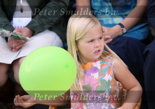 Tiel, 11 September 2010
50e maal FruitCorso met als gasten
Prins Willem Alexander, Prinses Maxima, Prinses Amalia, Prinses Alexia en Prinses Ariane
Foto Peter Smulders BV