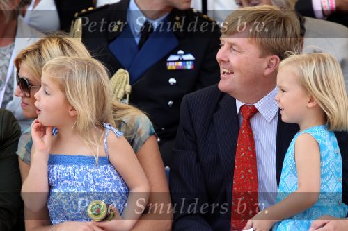 Tiel, 11 September 2010
50e maal FruitCorso met als gasten
Prins Willem Alexander, Prinses Maxima, Prinses Amalia, Prinses Alexia en Prinses Ariane
Foto Peter Smulders BV