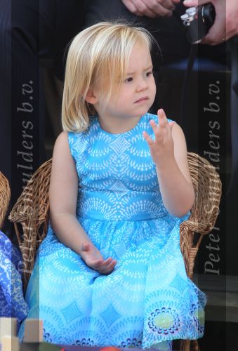 Tiel, 11 September 2010
50e maal FruitCorso met als gasten
Prins Willem Alexander, Prinses Maxima, Prinses Amalia, Prinses Alexia en Prinses Ariane
Foto Peter Smulders BV