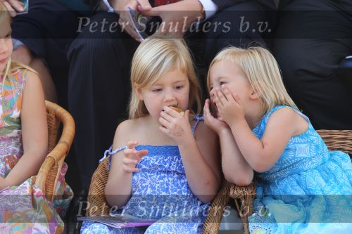 Tiel, 11 September 2010
50e maal FruitCorso met als gasten
Prins Willem Alexander, Prinses Maxima, Prinses Amalia, Prinses Alexia en Prinses Ariane
Foto Peter Smulders BV