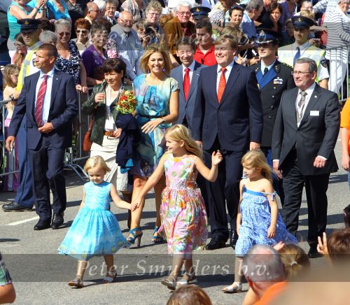 Tiel, 11 September 2010
50e maal FruitCorso met als gasten
Prins Willem Alexander, Prinses Maxima, Prinses Amalia, Prinses Alexia en Prinses Ariane
Foto Peter Smulders BV