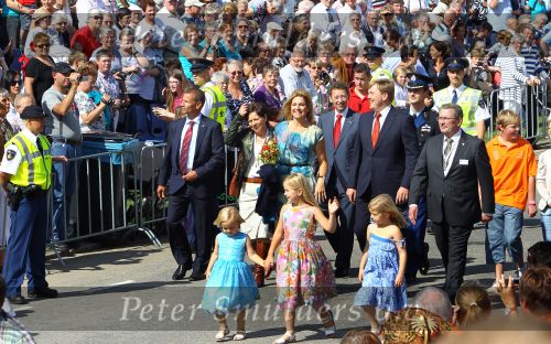 Tiel, 11 September 2010
50e maal FruitCorso met als gasten
Prins Willem Alexander, Prinses Maxima, Prinses Amalia, Prinses Alexia en Prinses Ariane
Foto Peter Smulders BV