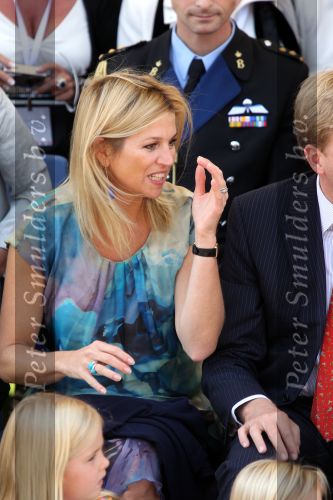 Tiel, 11 September 2010
50e maal FruitCorso met als gasten
Prins Willem Alexander, Prinses Maxima, Prinses Amalia, Prinses Alexia en Prinses Ariane
Foto Peter Smulders BV