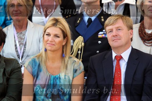 Tiel, 11 September 2010
50e maal FruitCorso met als gasten
Prins Willem Alexander, Prinses Maxima, Prinses Amalia, Prinses Alexia en Prinses Ariane
Foto Peter Smulders BV