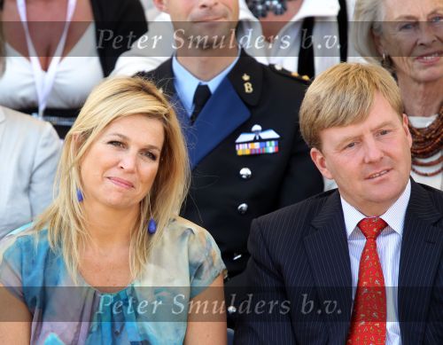 Tiel, 11 September 2010
50e maal FruitCorso met als gasten
Prins Willem Alexander, Prinses Maxima, Prinses Amalia, Prinses Alexia en Prinses Ariane
Foto Peter Smulders BV