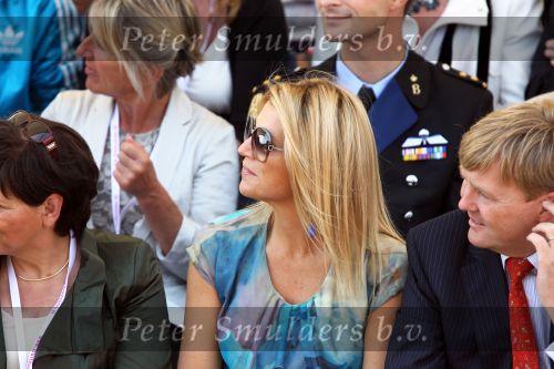 Tiel, 11 September 2010
50e maal FruitCorso met als gasten
Prins Willem Alexander, Prinses Maxima, Prinses Amalia, Prinses Alexia en Prinses Ariane
Foto Peter Smulders BV