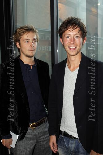 Amsterdam 30 augustus 2010
Premiere vreemd bloed. Robert de Hoog
Peter Smulders bv