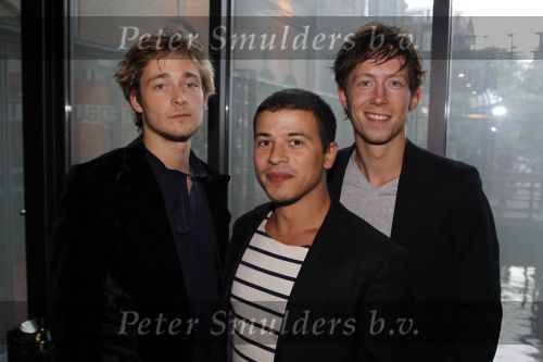 Amsterdam 30 augustus 2010
Premiere vreemd bloed. Robert de Hoog
Peter Smulders bv