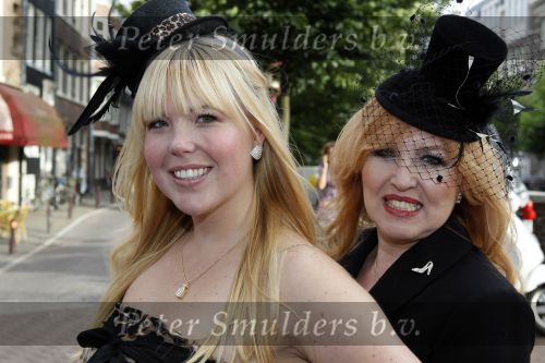 Amsterdam 13 september 2010
Presentatie modemeisjes met een missie met Cristina Curry Josh Veldhuizen Maria Taylor en Tamara Elbaz bij Players. Roxy Paay met haar moeder 
Peter Smulders bv