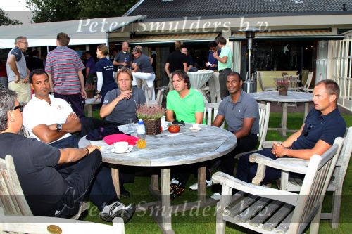 Hilversum, 4 September 2010
Ruud Gullit samen met Aron Winter, Ronald de Boer, Rob Witschge en Hein Vergeer in gesprek met Yves Gyrath
Foto Peter Smulders Bv