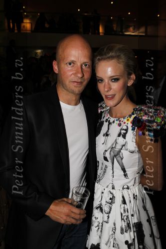 Utrecht 3 september 2010
Premiere We will rock you in het beatrix theater. Stacey Rookhuizen met haar vriend Kristof
Peter Smulders bv
