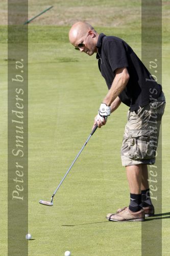 Brasschaat 24 juli 2010
Stacey Rookhuizen met haar nieuwe vriend Christoph op de golfbaan.
Peter Smulders bv