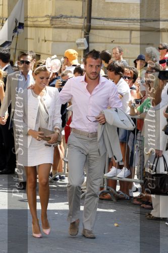 Sienna 17 juli 2010
Yolanthe Cabau v Kasbergen en Wesley Sneijder trouwen in Italie. Rafael en Sylvie v d Vaart
Peter Smulders bv