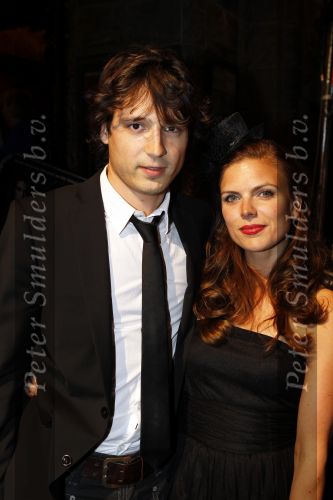 Amsterdam 29 juni 2010
Premiere Eclipse in Tuschinski. Tamara Brinkman met vriend
Peter Smulders bv