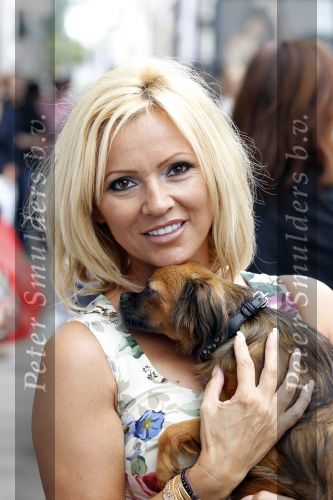 Amsterdam 22 augustus 2010
Grazia PC Catwalk op de pc hooftstraat. Tatjana met hondje
Peter Smulders bv