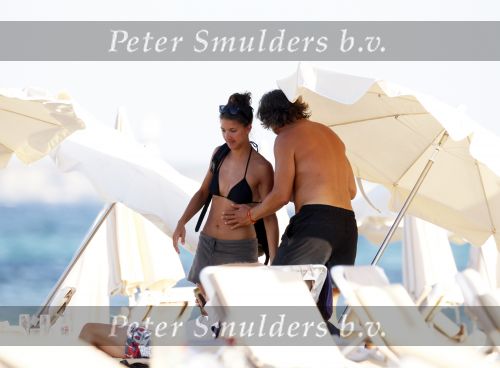 Ibiza 29 juli 2010
Victor Reinier met vriendin op vakantie op ibiza.
Peter Smulders bv