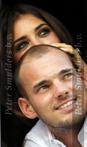 Nieuwegein 4 september 2010
4e verjaardag van Jessey Sneijder bij Will\'s restaurant. Wesley Sneijder en Yolanthe Sneijder Cabau waren natuurlijk aanwezig.
Peter Smulders bv