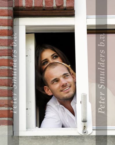 Nieuwegein 4 september 2010
4e verjaardag van Jessey Sneijder bij Will\'s restaurant. Wesley Sneijder en Yolanthe Sneijder Cabau waren natuurlijk aanwezig.
Peter Smulders bv