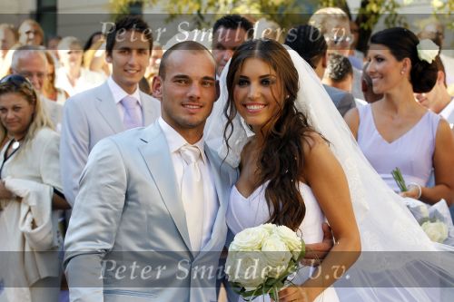 Sienna 17 juli 2010
Yolanthe Cabau v Kasbergen en Wesley Sneijder trouwen in Italie.
Peter Smulders bv