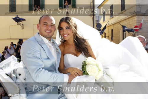 Sienna 17 juli 2010
Yolanthe Cabau v Kasbergen en Wesley Sneijder trouwen in Italie.
Peter Smulders bv