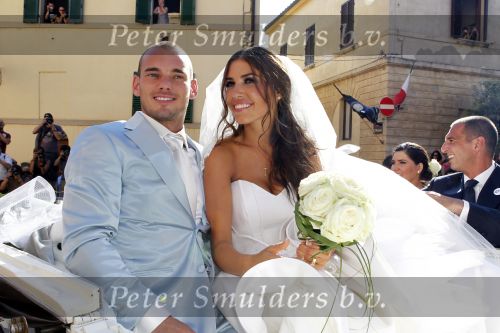Sienna 17 juli 2010
Yolanthe Cabau v Kasbergen en Wesley Sneijder trouwen in Italie.
Peter Smulders bv