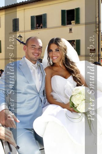 Sienna 17 juli 2010
Yolanthe Cabau v Kasbergen en Wesley Sneijder trouwen in Italie.
Peter Smulders bv