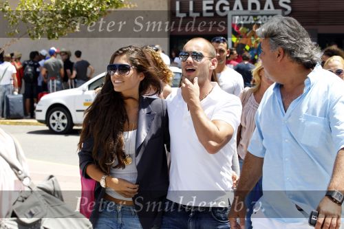 Ibiza 27 juli 2010
Wesley Sneijder en Yolanthe Cabau Sneijder arriveren met vrienden op ibiza voor het tweede gedeelte van hun huwelijksreis.
Peter Smulders bv