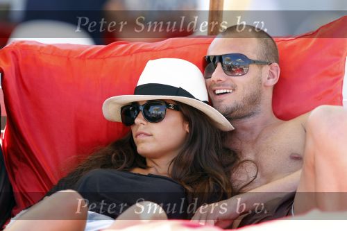 Ibiza 29 juli 2010
Yolanthe Sneijder Cabau en Wesley Sneijder vieren een gedeelte van hun huwelijksreis met vrienden op ibiza.
Peter Smulders bv